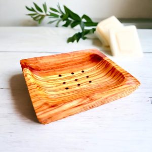 HANDCRAFTED OLIVE WOOD SOAP DISH – NATURAL & SUSTAINABLE
